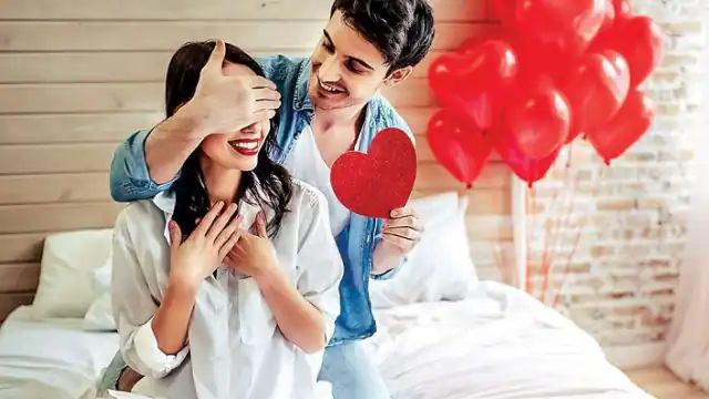 أفكار مثيرة لممارسة جنسية رائعة في عيد الحب