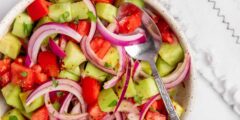 سلطة الطماطم والخيار