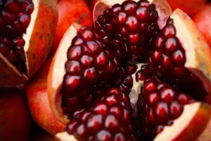 تناولوا الرمان في فترة الأعياد لأسباب عديدة!