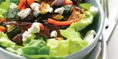 سلطة خضار بالجبن