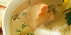طريقة عمل شوربة السمك والروبيان ببياض البيض