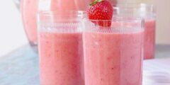 طريقة عمل سموثي الفراولة المنعش