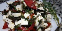 طريقة عمل سلطة الجبن السوري مع الخضار والزعتر