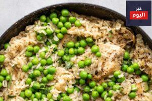 طريقة عمل أرز بالبسلة والدجاج