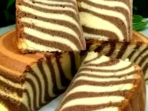 طريقة عمل كيك مخطط بالكاكاو