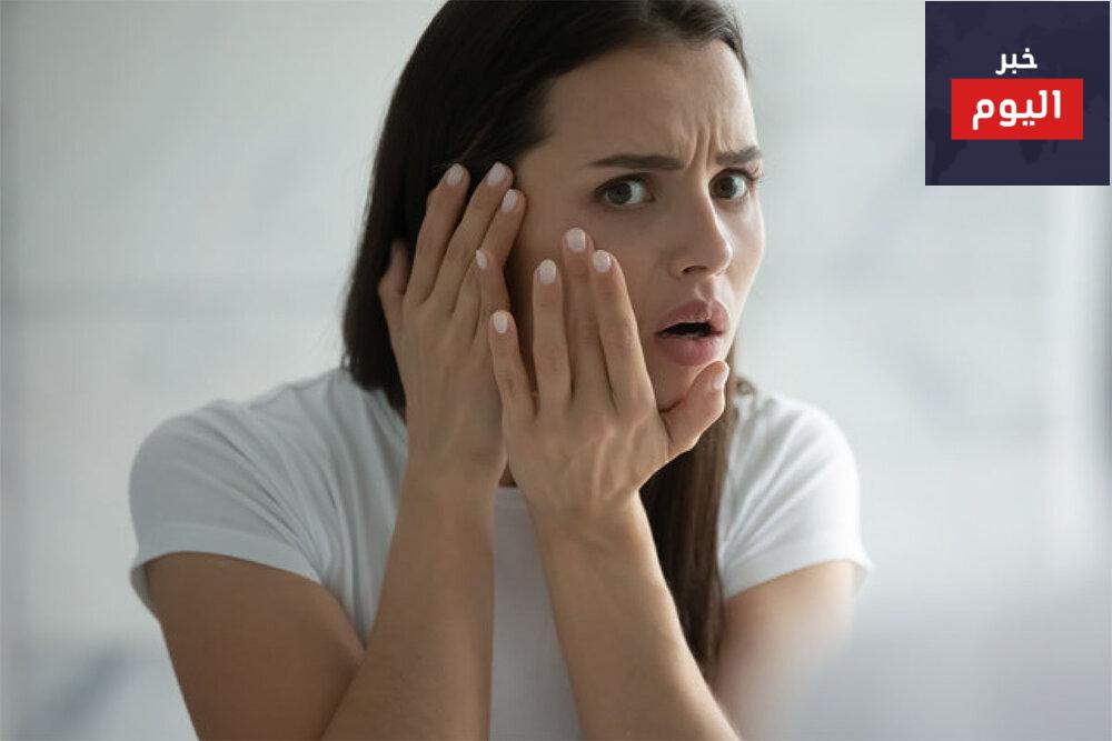 عادات تسيء إلى بشرتكِ