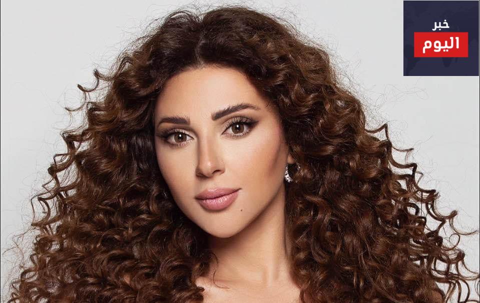كلمات اغنية على الخوانه
