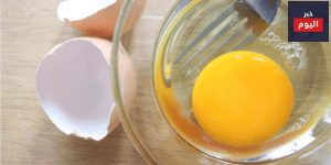 cracked raw egg ResizedImageWzg1MCw0MjVd