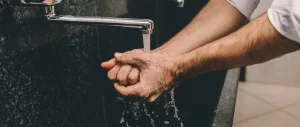 طريقة الاغتسال من أثر الحاسد ابن باز