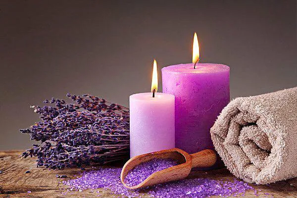 كيفية صنع الشموع المعطرة