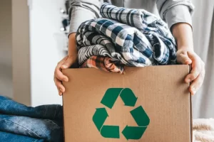 أفكار لإعادة تدوير الملابس المستعملة