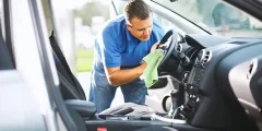 هل تبحث عن تطبيق موثوق لغسيل السيارات في السعودية؟ جرّب إيزي كير الآن!