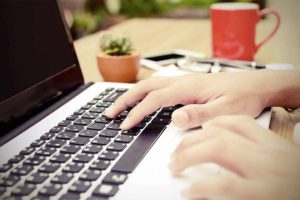 ما الفرق بين الفاتورة المبسطة والفاتورة العادية في ضريبة القيمة المضافة؟