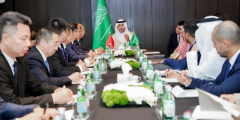 وزير البلديات يبحث في بكين تعزيز الشراكات السعودية- الصينية في الإسكان والتطوير العمراني
