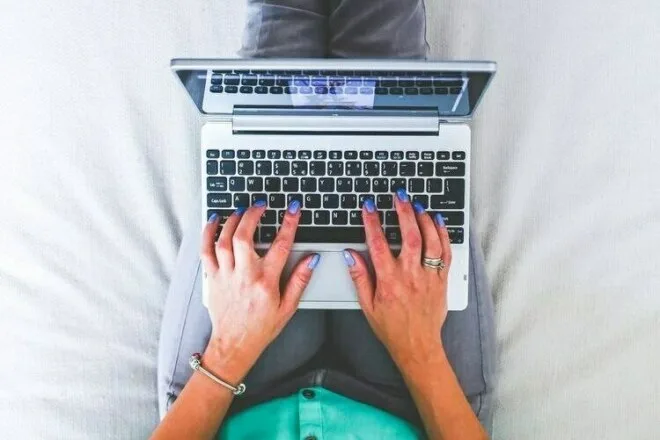 هل يمكن استخدام الإكسل في إصدار الفواتير الإلكترونية؟