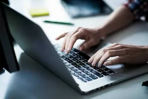 ما هي العلاقة بين المحاسبة والضرائب في ظل الفاتورة الإلكترونية؟